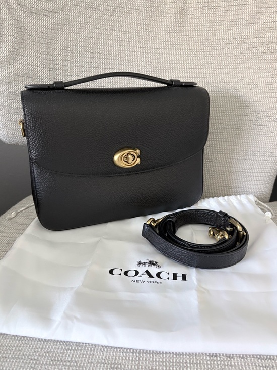 Coach Handbags - Coach Cassie Crossbody